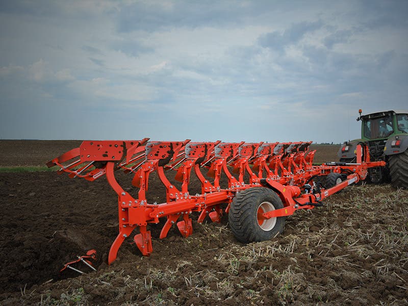 Maschio Gaspardo UNICO MAX – fotografia pluhu 3