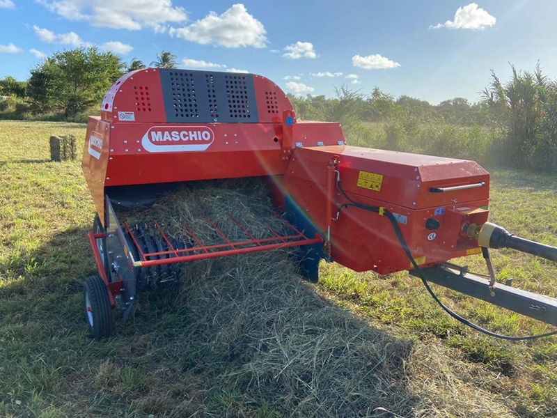 Maschio Gaspardo PITAGORA pri práci